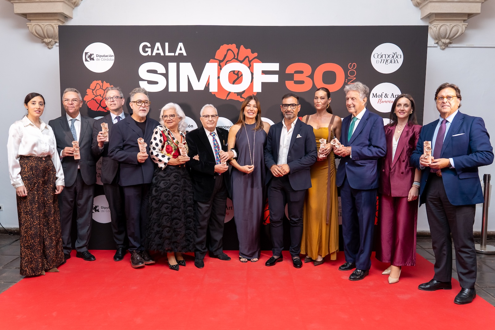 La Gala SIMOF 30 años homenajea en Córdoba a figuras clave de la moda flamenca